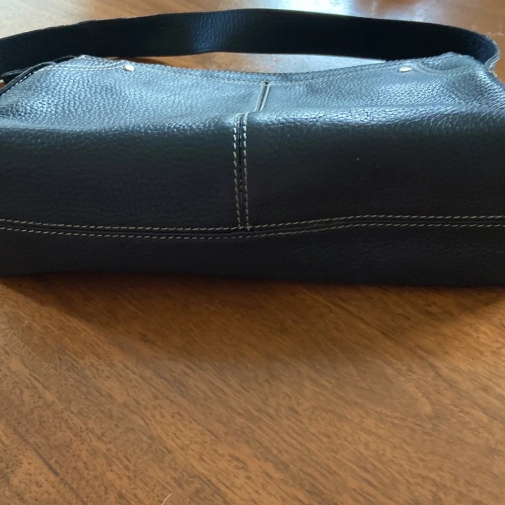 Bandolino Black Leather Shoulder Crossbody Bag with Silver Accents